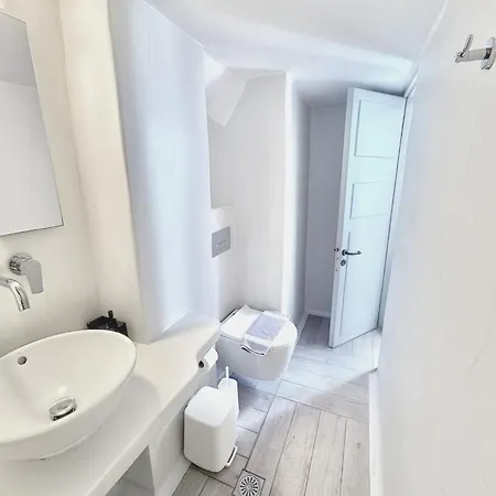 Inn Castellino Naxos *