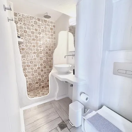 Inn Castellino Naxos *