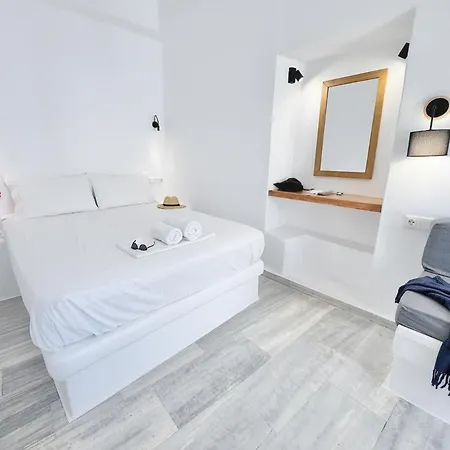 Inn Castellino Naxos *