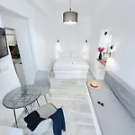 Castellino Naxos Inn