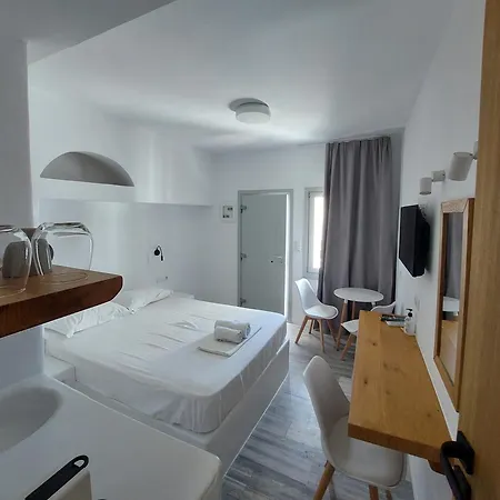 Inn Castellino Naxos