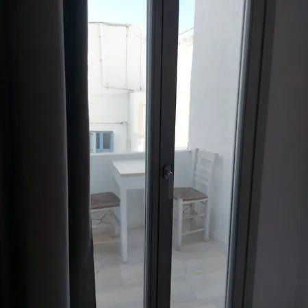 Castellino Naxos Inn Naxos City