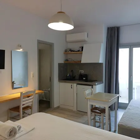 Inn Castellino Naxos *