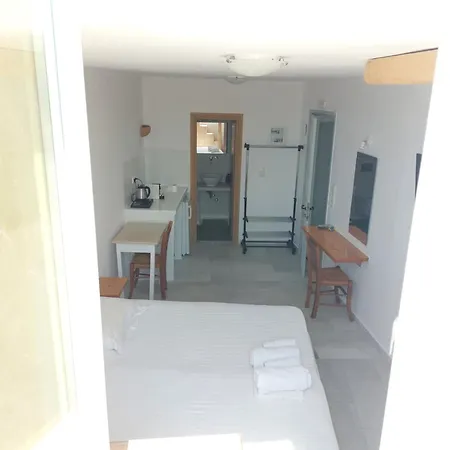 Inn Castellino Naxos Naxos City